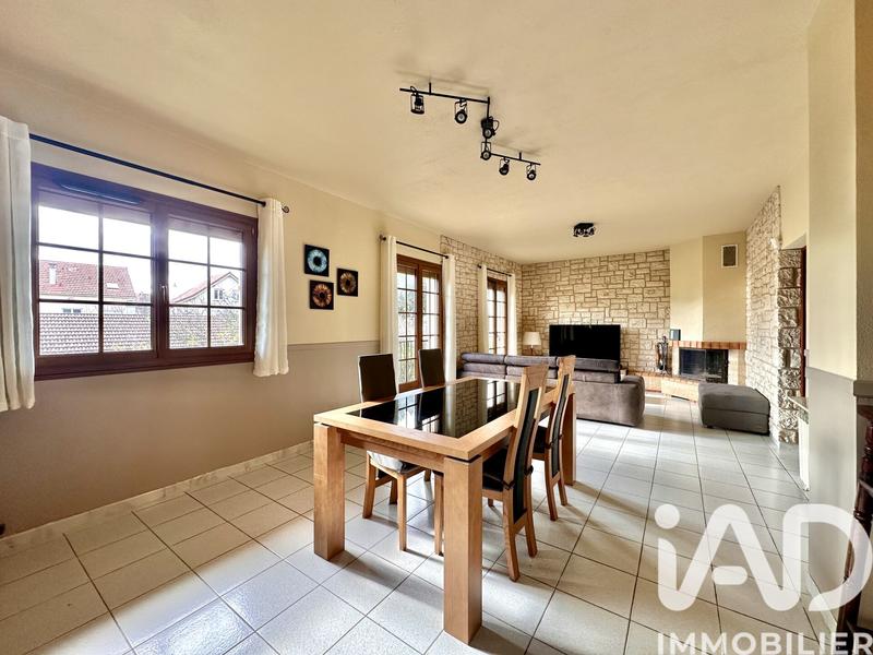 Maison - 119 m² - 6 pièces