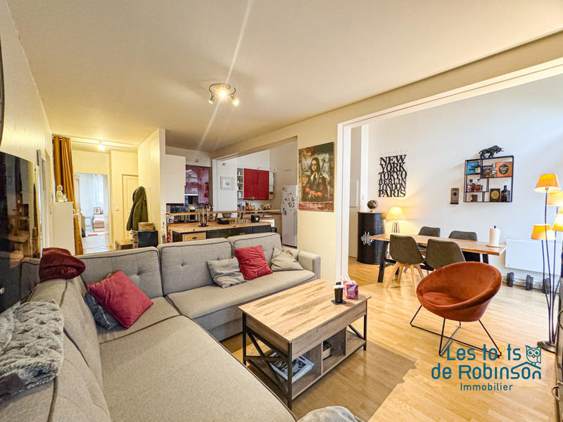 Appartement - 90 m² - 4 pièces