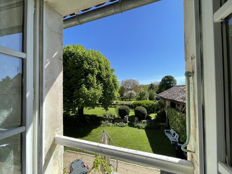 Maison en pierre - 122 m² - 4 pièces