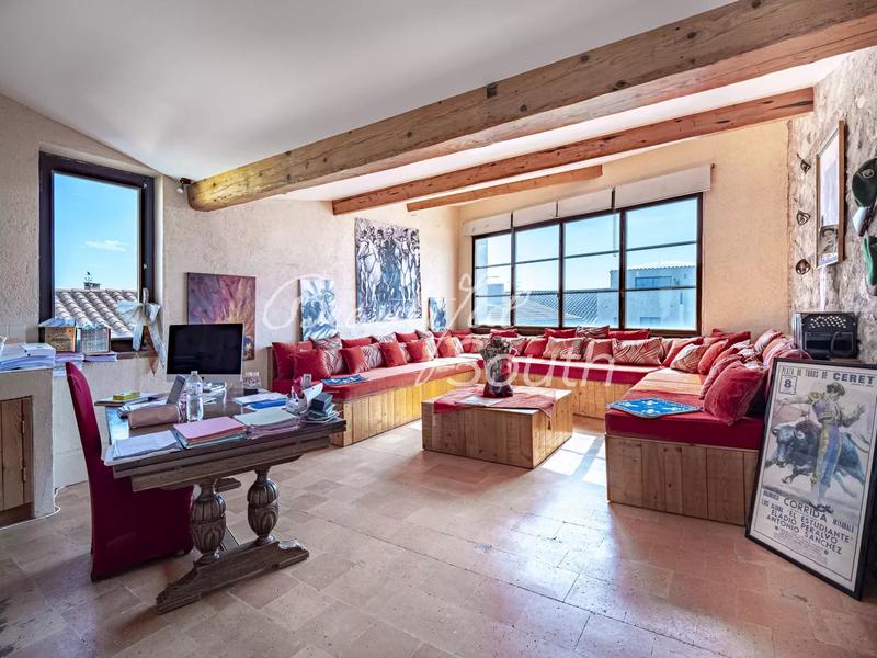 Maison de village - 296 m² - 6 pièces