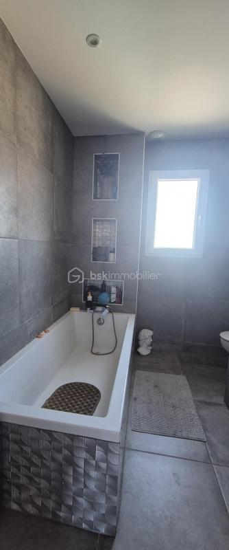 Maison - 86 m² - 4 pièces