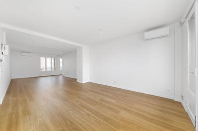 Appartement - 81 m² - 3 pièces