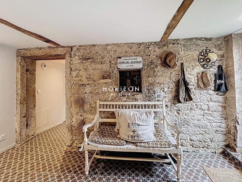 Maison ancienne - 245 m² - 10 pièces