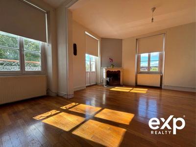 Appartement - 106 m² - 4 pièces