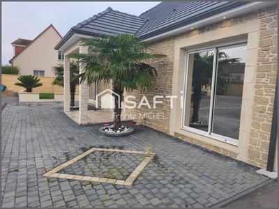 Maison - 180 m² - 7 pièces