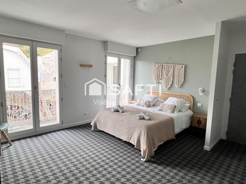 Hôtel particulier - 277 m² - 7 pièces