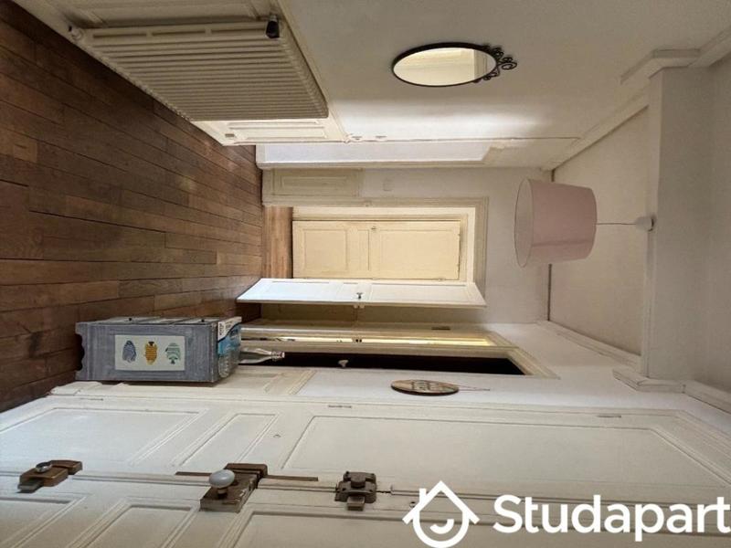 Chambre - 12 m² - 1 pièce