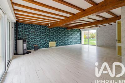 Maison - 257 m² - 8 pièces