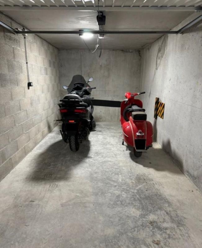 Garage - 13 m²