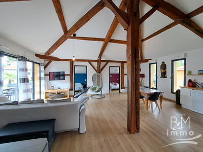 Maison - 92 m² - 5 pièces