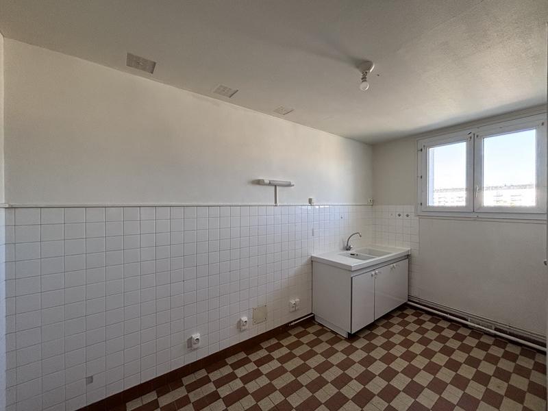 Appartement ancien - 63 m² - 3 pièces