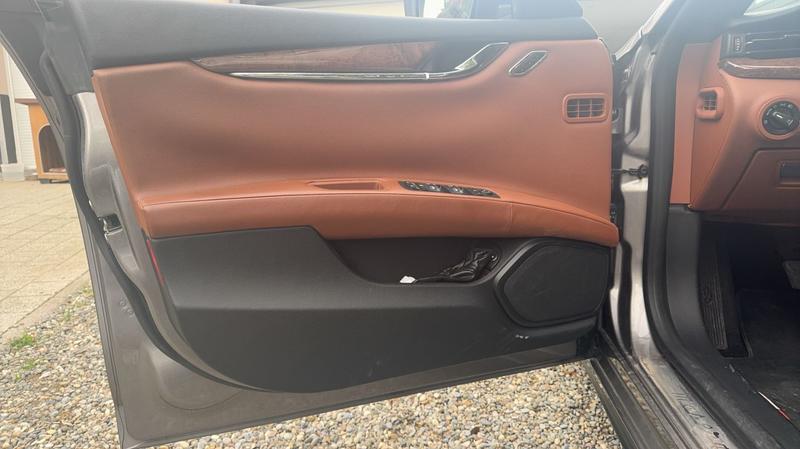 Maserati Quattroporte 3.0 411 Bva7 Sq4 - Entretien constructeur