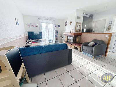 Maison - 120 m² - 5 pièces