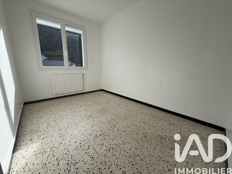 Maison - 100 m² - 9 pièces