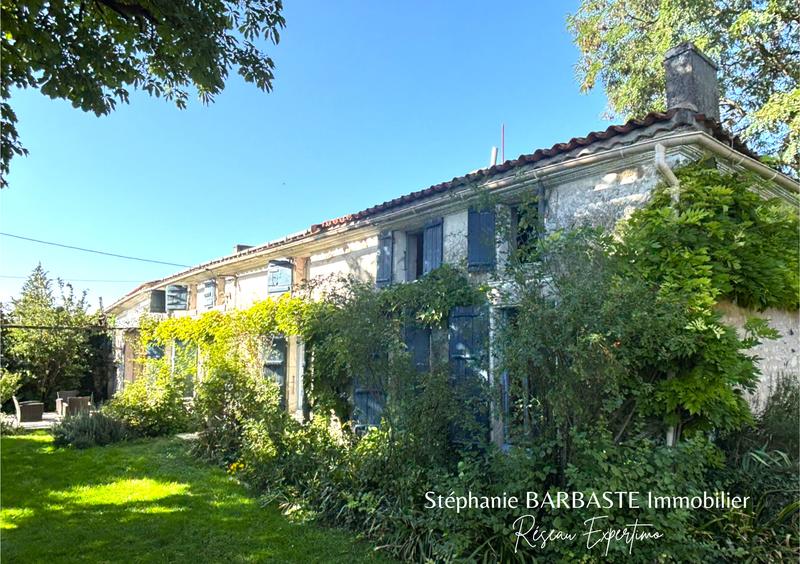 Propriété - 254 m² - 12 pièces