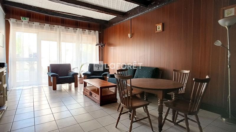 Local commercial - 738 m²