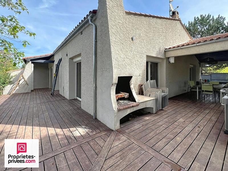 Villa - 200 m² - 7 pièces