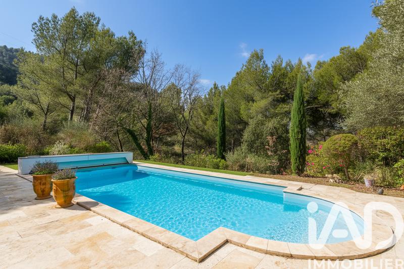 Maison - 155 m² - 6 pièces