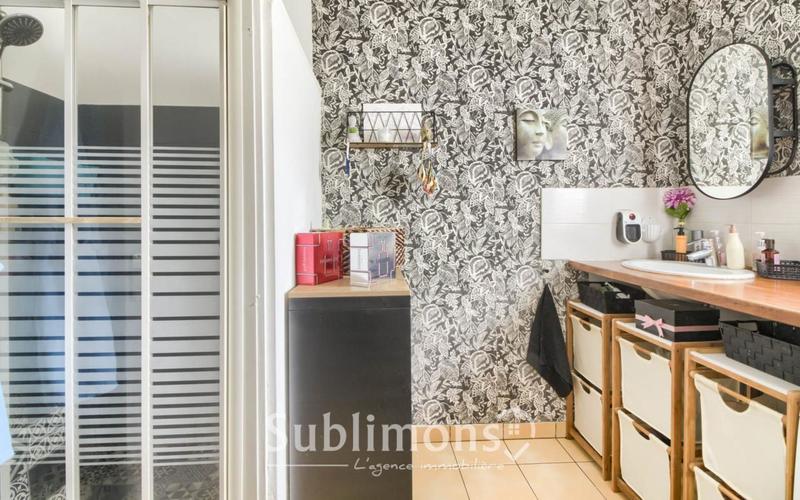 Maison - 95 m² - 5 pièces