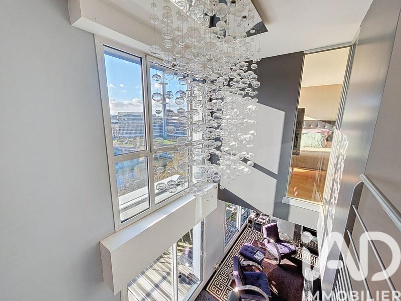 Duplex - 198 m² - 7 pièces