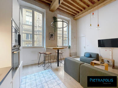 Appartement - 87 m² - 5 pièces