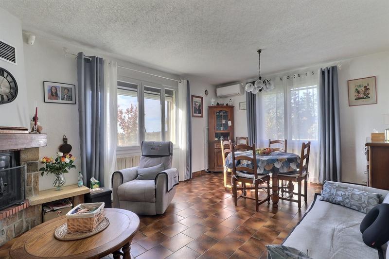 Villa - 180 m² - 6 pièces