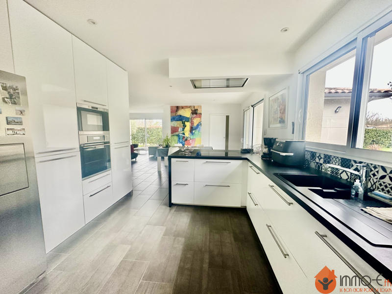 Maison - 166 m² - 5 pièces