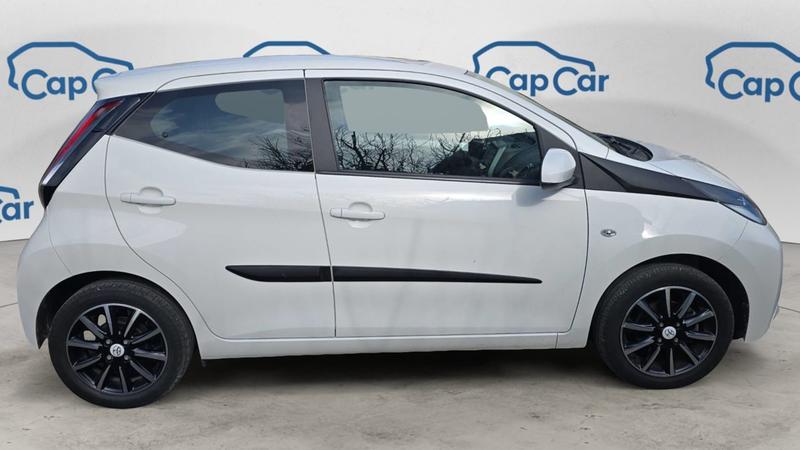 Toyota Aygo 1.0 Vvt-i 69 X-Play - Première main