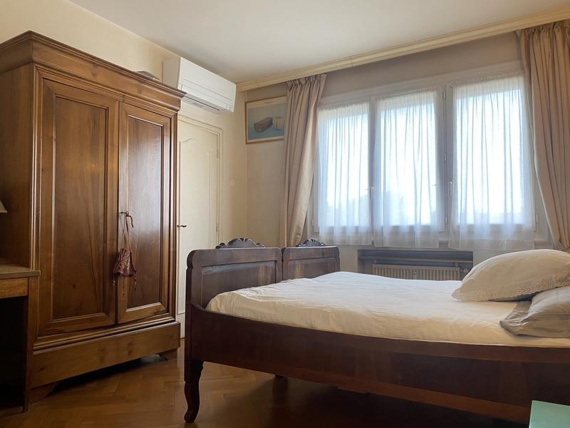 Appartement - 115 m² - 5 pièces