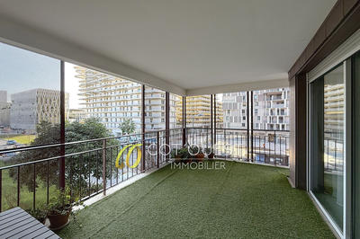 Appartement - 72 m² - 3 pièces