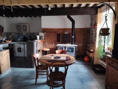 Corps de ferme - 122 m² - 4 pièces