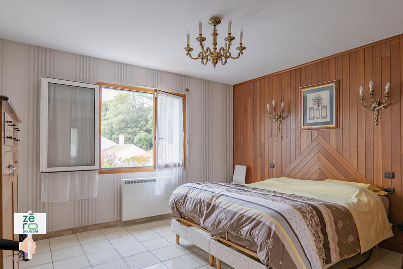 Maison - 169 m² - 7 pièces