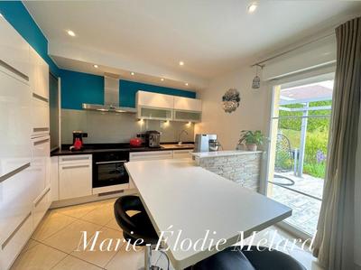 Maison - 147 m² - 7 pièces