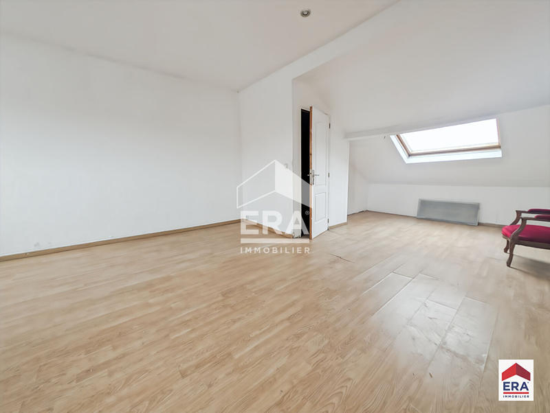 Maison - 122 m² - 4 pièces