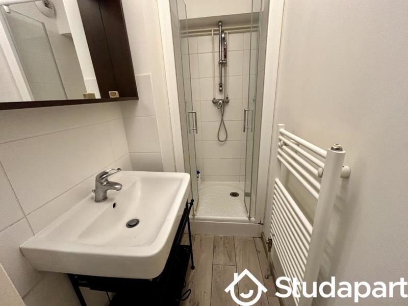 Chambre - 12 m² - 1 pièce