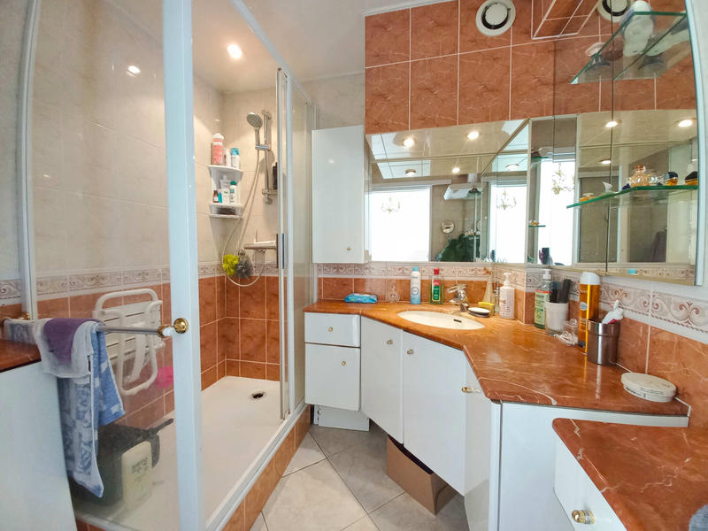 Appartement - 80 m² - 3 pièces