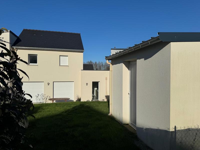 Maison - 102 m² - 5 pièces