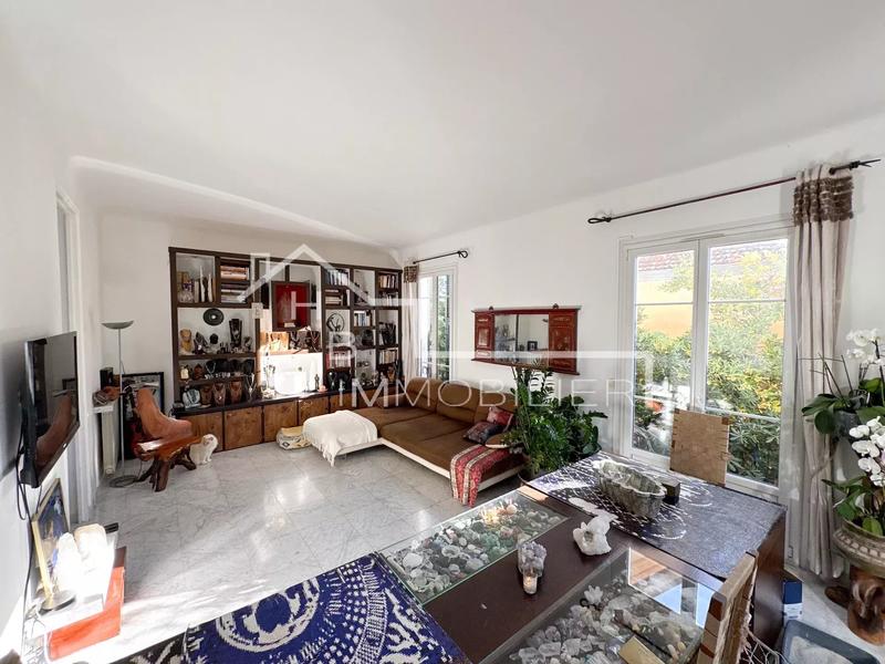 Appartement - 156 m² - 5 pièces