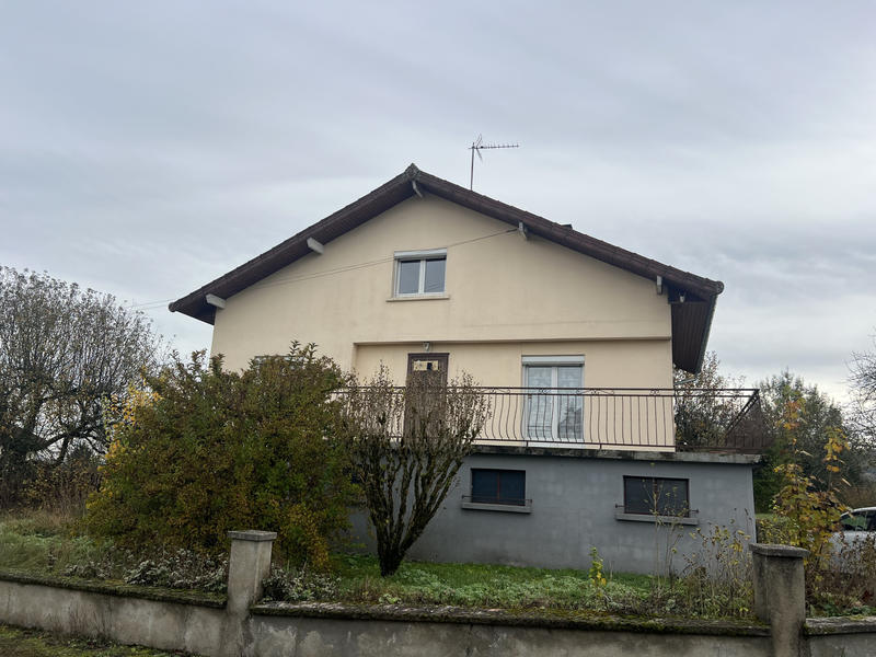 Maison - 88 m² - 6 pièces