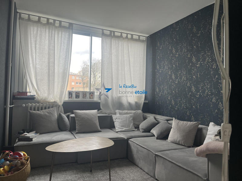 Appartement - 77 m² - 3 pièces