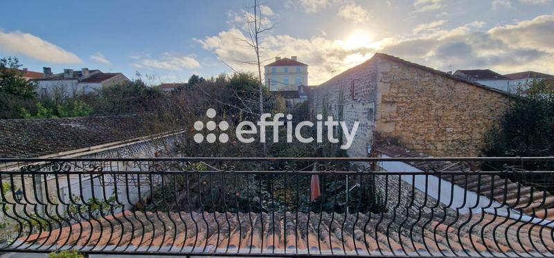 Maison de ville - 180 m² - 7 pièces