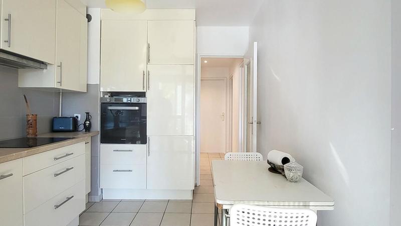 Appartement - 86 m² - 4 pièces
