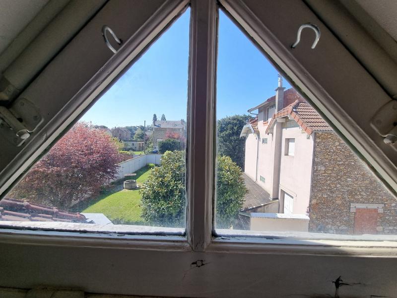 Maison - 331 m² - 7 pièces