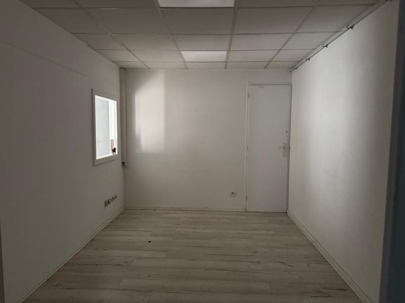 Bureau - 544 m² - 7 pièces