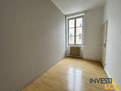 Appartement - 64 m² - 2 pièces