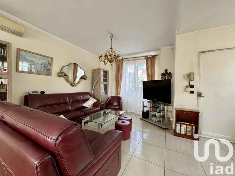 Maison - 104 m² - 4 pièces