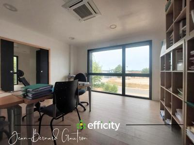 Bureau - 120 m² - 6 pièces