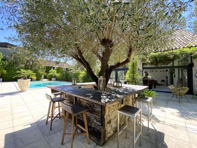 Maison - 524 m² - 15 pièces