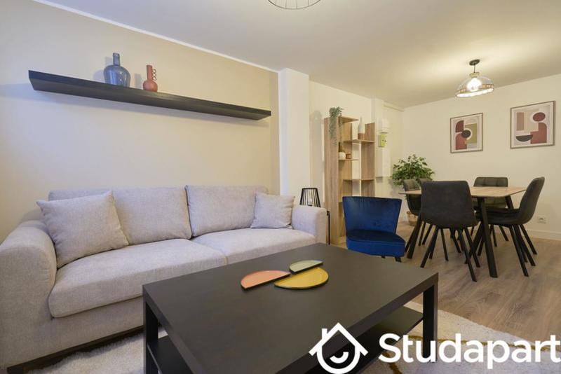 Chambre - 12 m² - 1 pièce