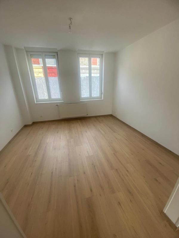 Maison - 102 m² - 4 pièces